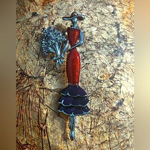 1980/90s Red Hat Lady Amethyst Rhinestone Red and Purple Silver Tone Brooch